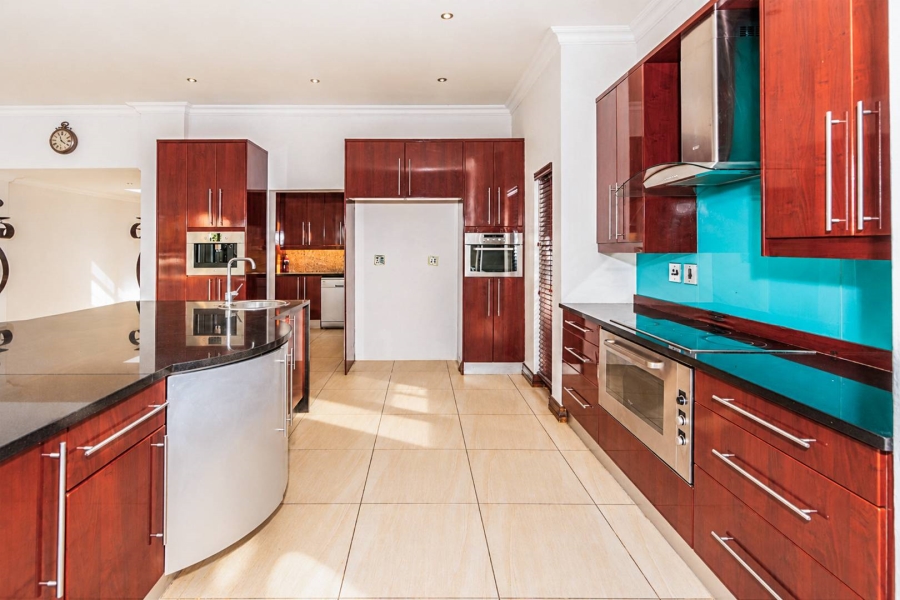 5 Bedroom Property for Sale in Pecanwood Estate North West